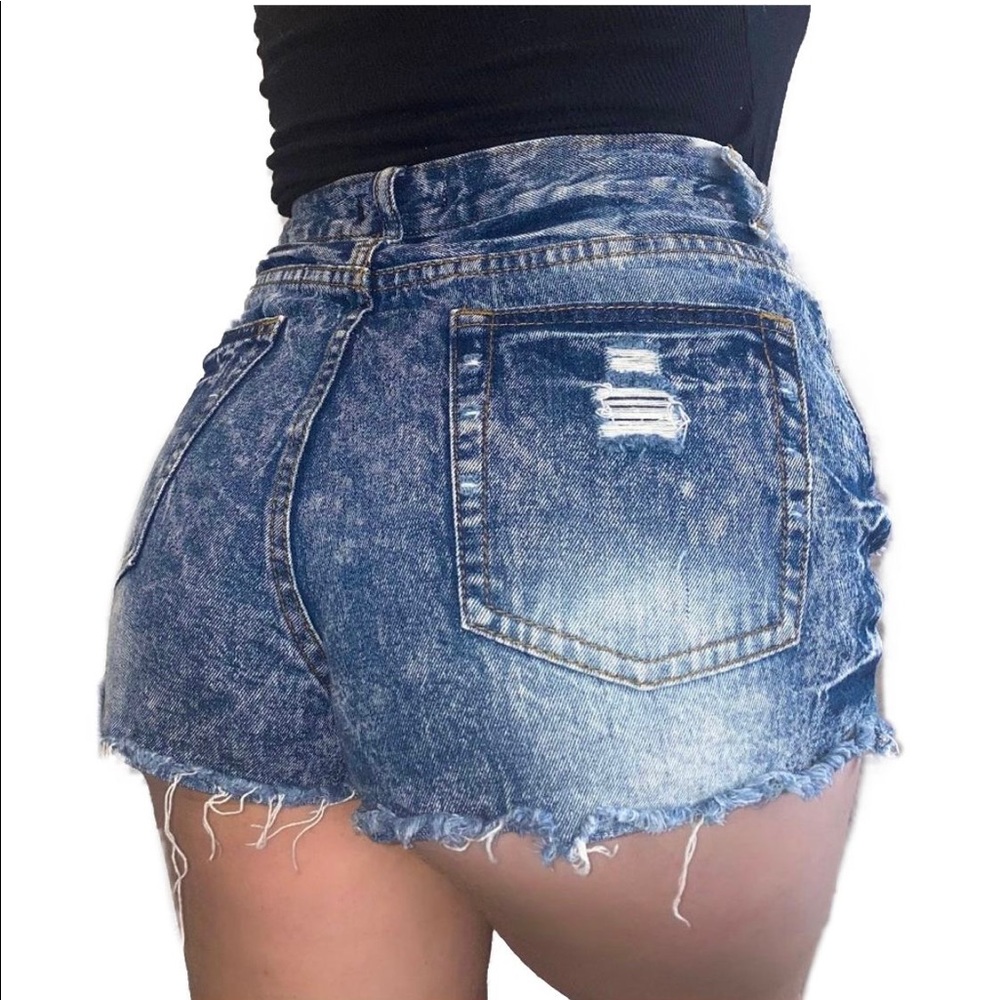 Forever 21 Acid Wash Distressed Denim Short Shorts